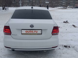 2017 Volkswagen Polo V Рестайлинг, белый, 950000 рублей, вид 5