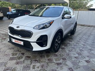 2019 Kia Sportage IV Рестайлинг, белый, 2525000 рублей, вид 4