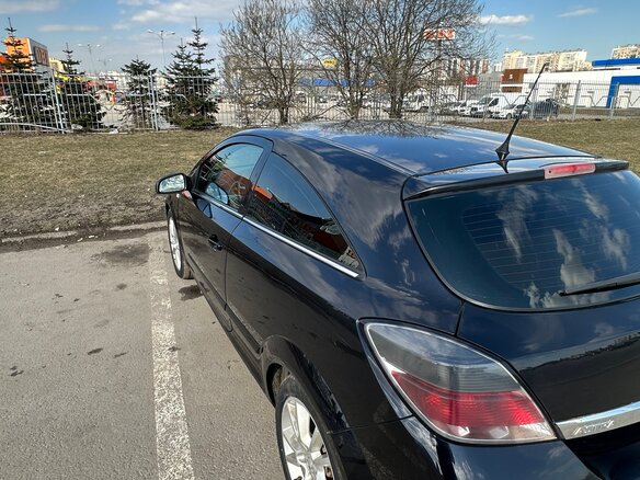 2008 Opel Astra GTC H Рестайлинг, чёрный, 440000 рублей - вид 8