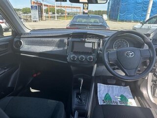 2019 Toyota Corolla Axio XI (E160, E170) Рестайлинг 2, серебристый, 950000 рублей, вид 5
