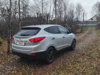 2015 Hyundai ix35 I Рестайлинг, серый, 1100000 рублей, вид 3