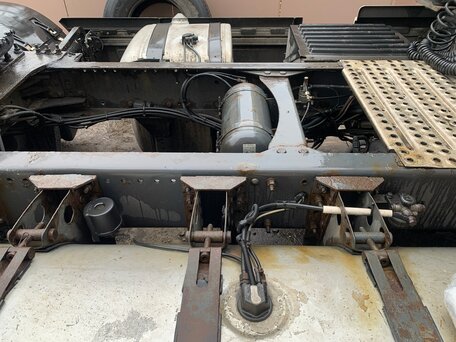 2005 Volvo FH, белый, 3100000 рублей, вид 4