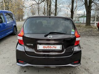 2017 Nissan Note II Рестайлинг, коричневый, 1390000 рублей, вид 4