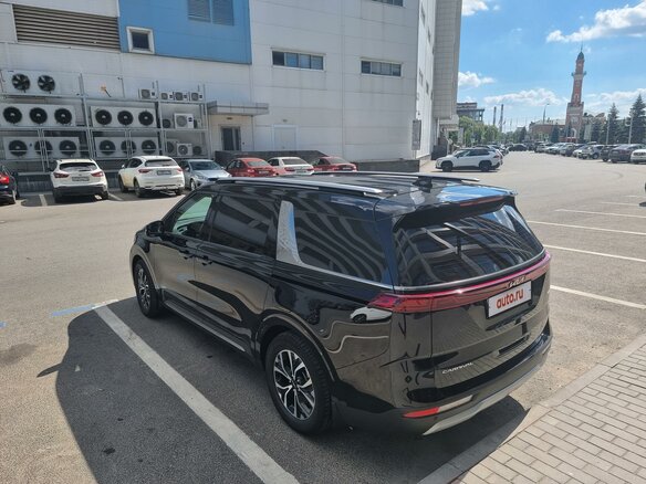 2021 Kia Carnival IV, чёрный, 3499000 рублей - вид 10