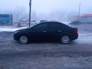 2010 Ford Focus II Рестайлинг, чёрный, 770000 рублей, вид 4