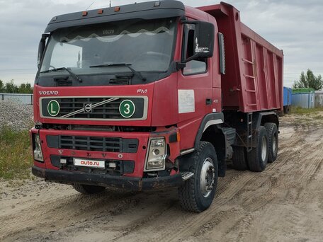 2008 Volvo FM, красный, 4500000 рублей, вид 1
