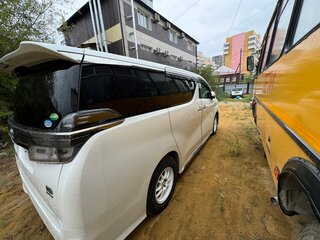 2018 Toyota Vellfire II Рестайлинг, белый, 5650000 рублей, вид 4