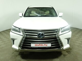 2017 Lexus LX 570 III Рестайлинг 2, белый, 11000000 рублей, вид 2
