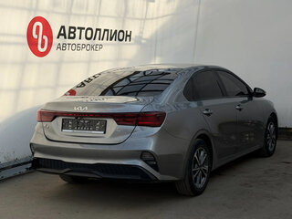2022 Kia K3 II Рестайлинг, серый, 1614900 рублей, вид 5