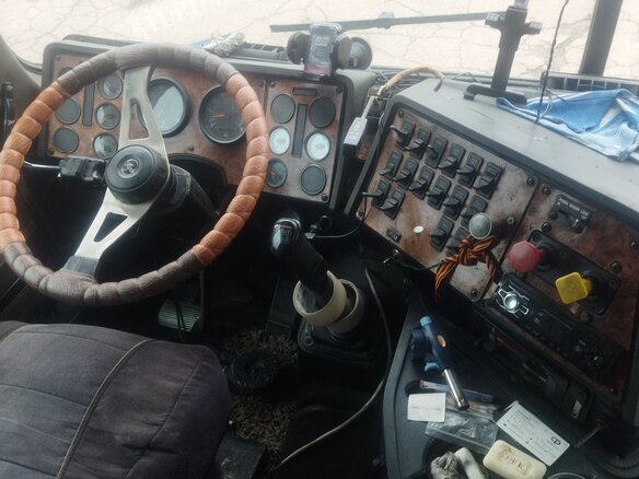 1997 International 9000 Series, бежевый, 1700000 рублей - вид 1