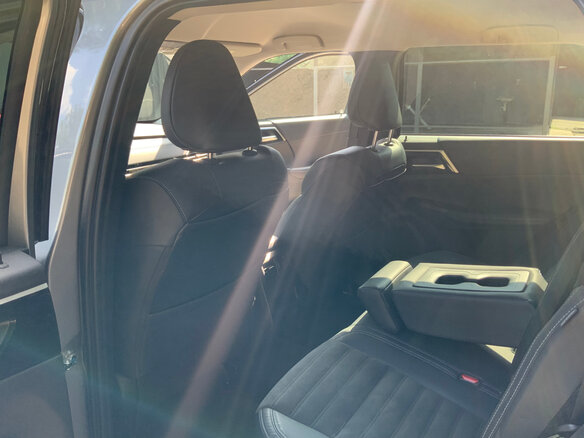 2021 Mitsubishi Outlander IV, серый, 3300000 рублей - вид 11