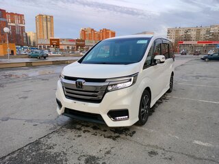 2020 Honda Stepwgn V Рестайлинг, белый, 3075000 рублей, вид 3