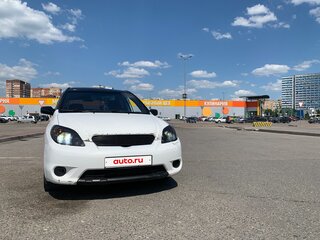 2005 Toyota Matrix I (E130), белый, 520000 рублей, вид 1