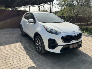 2019 Kia Sportage IV Рестайлинг, белый, 2525000 рублей, вид 3