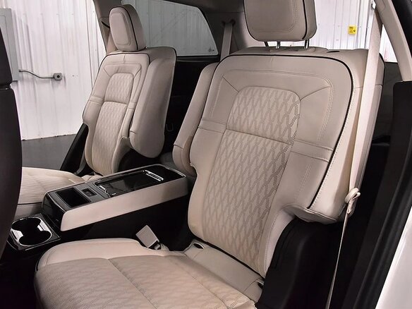 2022 Lincoln Aviator II, белый, 11223840 рублей - вид 18