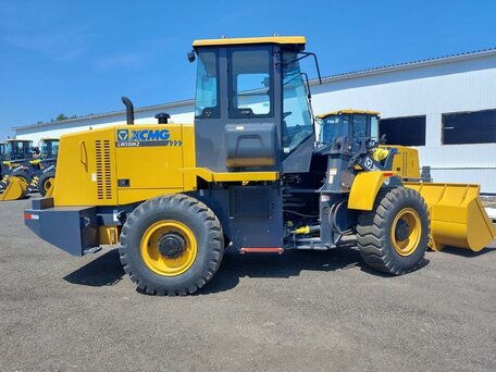 2023 XCMG LW330, жёлтый, 3540000 рублей, вид 1