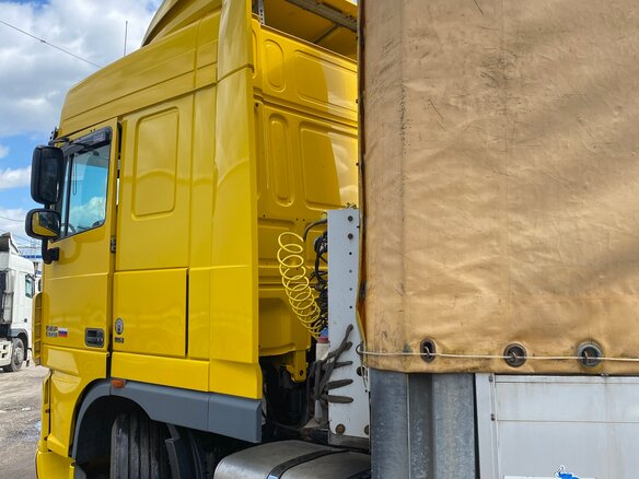 2007 DAF XF 105, жёлтый, 4000000 рублей - вид 11