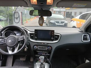 2021 Kia XCeed I, чёрный, 2200000 рублей, вид 5