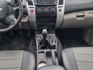 2008 Mitsubishi Pajero Sport II, бежевый, 1650000 рублей, вид 5