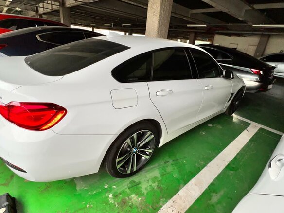 2020 BMW 4 серии Gran Coupe 420d xDrive F32/F33/F36 Рестайлинг, белый, 4500000 рублей - вид 3