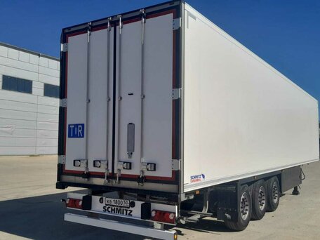 2024 Schmitz Cargobull SKO, белый, 10300000 рублей, вид 3