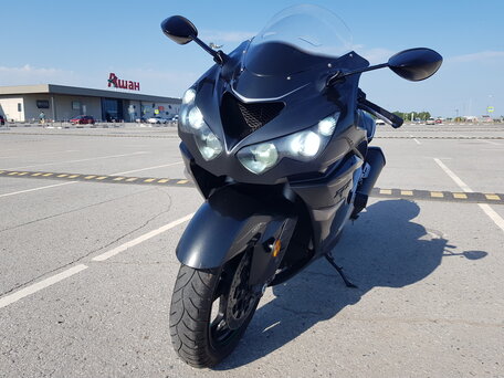 2016 Kawasaki ZZR 1400, серый, 1600000 рублей, вид 2