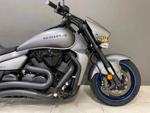 2017 Suzuki Boulevard M109R, серый, 1250000 рублей - вид 12