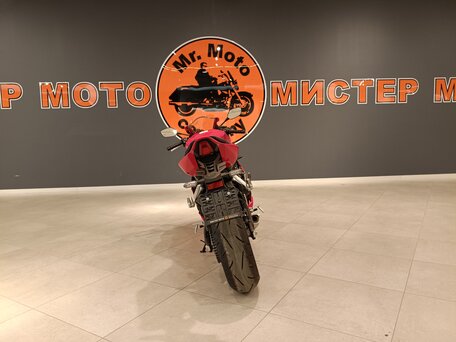 2025 Honda CBR 650R, красный, 1250000 рублей, вид 4