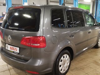 2011 Volkswagen Touran I Рестайлинг 2, серый, 1200000 рублей, вид 4