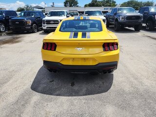 2026 Ford Mustang VII, жёлтый, 8611687 рублей, вид 3