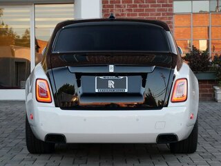 2022 Rolls-Royce Phantom VIII (Series I), белый, 54565587 рублей, вид 5