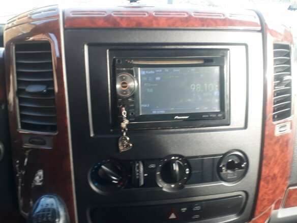 2011 Mercedes-Benz Sprinter, белый, 3000000 рублей - вид 19