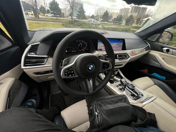 2019 BMW X7 30d I (G07), серый, 7590000 рублей - вид 1