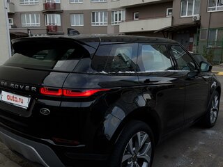 2019 Land Rover Range Rover Evoque II, чёрный, 2946897 рублей, вид 3