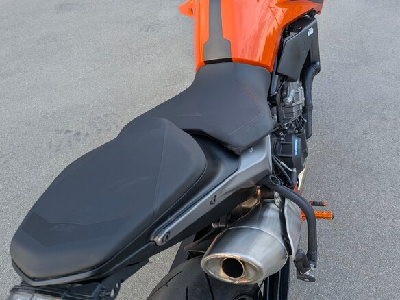 2023 KTM 790 Duke, оранжевый, 615000 рублей - вид 7