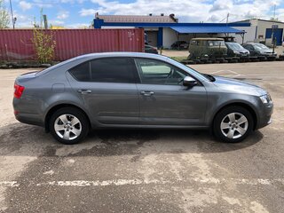 2016 Skoda Octavia III (A7), серый, 1650000 рублей, вид 3