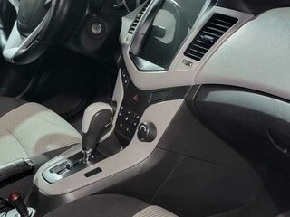2011 Chevrolet Cruze I, чёрный, 800000 рублей, вид 5
