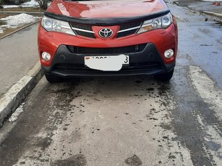 2013 Toyota RAV4 IV (XA40), красный, 1900000 рублей, вид 1