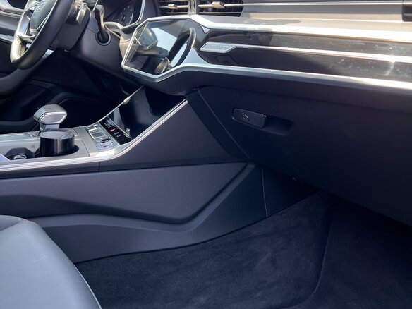 2020 Audi A6 45 TFSI V (C8), чёрный, 3400000 рублей - вид 13
