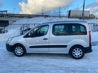 2009 Peugeot Partner II, серебристый, 830000 рублей, вид 2