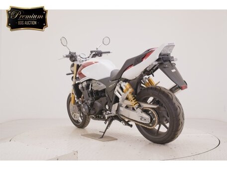 2025 Honda CB 1300, белый, 1419000 рублей, вид 3