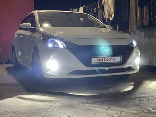 2019 Hyundai Solaris II, белый, 1350000 рублей, вид 3