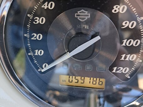 2013 Harley-Davidson Electra Glide, белый, 1050000 рублей, вид 5