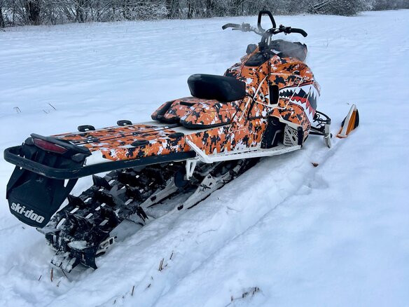 2017 BRP Ski-Doo Summit 850, белый, 970000 рублей - вид 11
