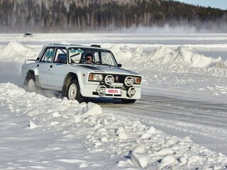 2008 Lada (ВАЗ) 2105, белый, 1500000 рублей, вид 4