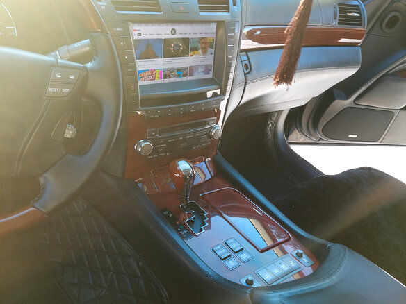 2010 Lexus LS Long 600h L IV Рестайлинг, чёрный, 2100000 рублей - вид 18