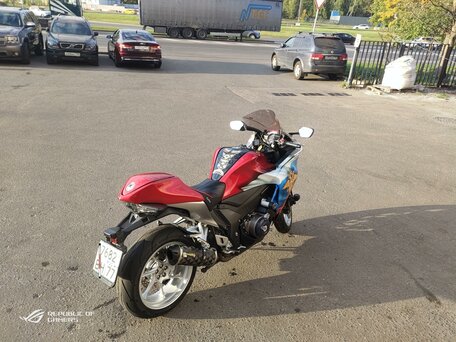2010 Honda VFR 1200, красный, 750000 рублей, вид 3