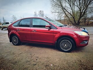 2008 Ford Focus II Рестайлинг, пурпурный, 650000 рублей, вид 3