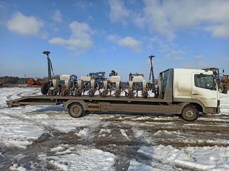1999 Mercedes-Benz Atego, белый, 2850000 рублей, вид 1