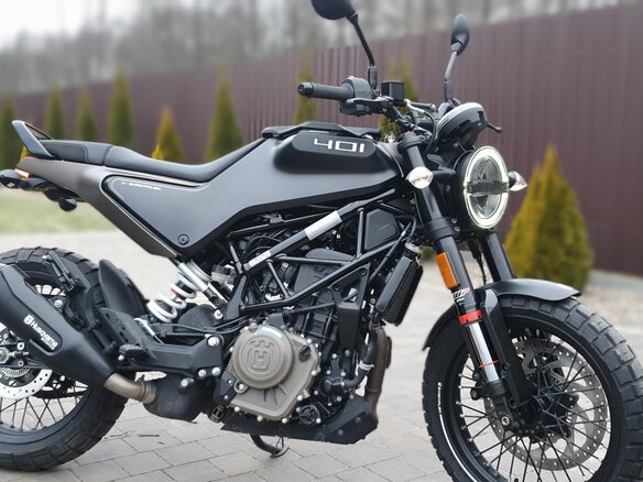 2022 Husqvarna Svartpilen 401, чёрный, 573818 рублей - вид 9